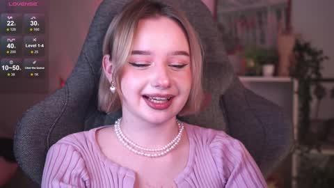 QUEEN OF EVIL online show from January 16, 11:48 pm