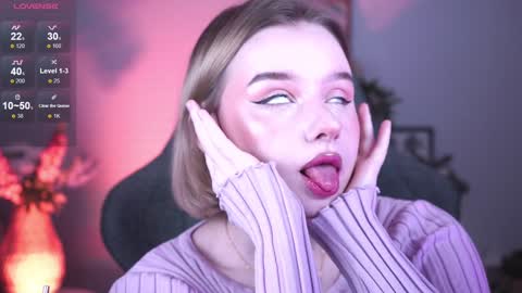 QUEEN OF EVIL online show from January 20, 8:18 pm