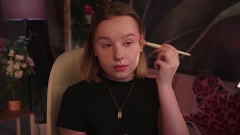 QUEEN OF EVIL online show from October 5, 2:10 am