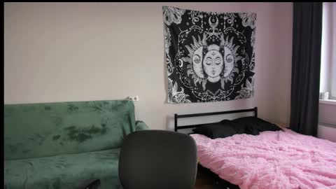 Erika online show from November 7, 6:35 am