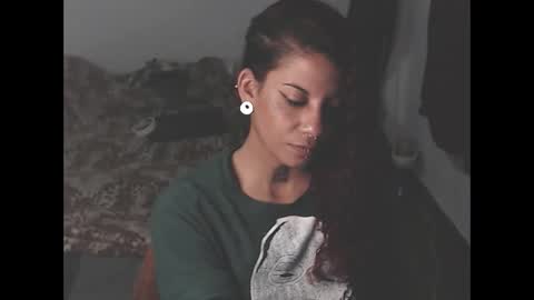 Snapshot of red_savage_ chatting on February 12, 5:16 pm Instagram Valerie yourdream online show from February 12, 5:16 pm