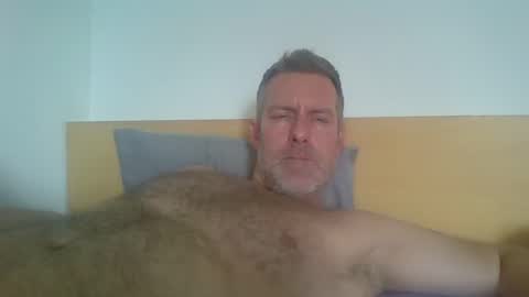 Red online show from September 15, 1:55 pm