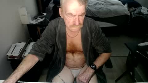 Red online show from June 29, 4:18 pm