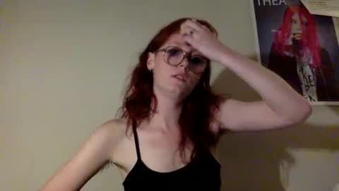Snapshot of redcassie666 chatting on May 23, 8:24 pm redcassie666 online show from May 23, 8:24 pm