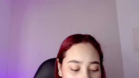 reddoll_eup69 online show from October 6, 7:22 pm