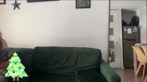 redfloweer online show from December 5, 12:03 pm