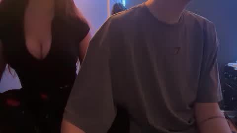 Redhead and BigPeenar online show from February 8, 4:05 am