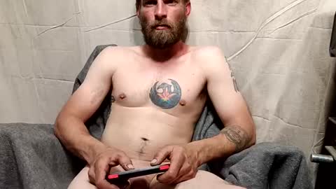 Snapshot of redheadlover828 chatting on January 31, 10:20 am Kevin online show from January 31, 10:20 am