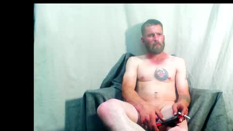 Snapshot of redheadlover828 chatting on February 22, 8:29 am Kevin online show from February 22, 8:29 am