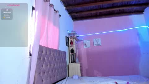 RedHotDoll  online show from March 12, 1:50 pm