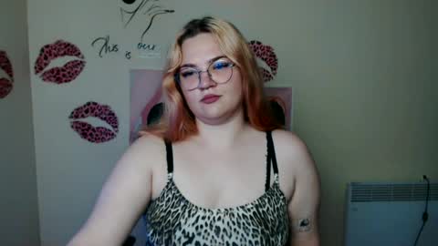 Rina online show from June 24, 6:29 pm
