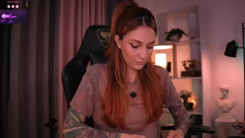 Snapshot of redjasmine_ chatting on May 29, 11:47 pm Red Jasmine online show from May 29, 11:47 pm