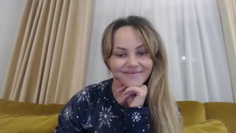 RedJessica online show from November 4, 6:18 pm