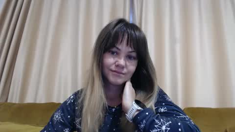 Snapshot of redjessica chatting on February 8, 6:17 am RedJessica online show from February 8, 6:17 am