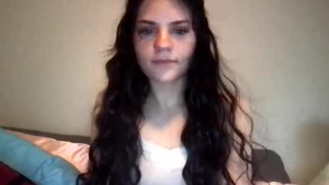 Snapshot of redpandabomb chatting on December 8, 8:47 pm Penelope online show from December 8, 8:47 pm