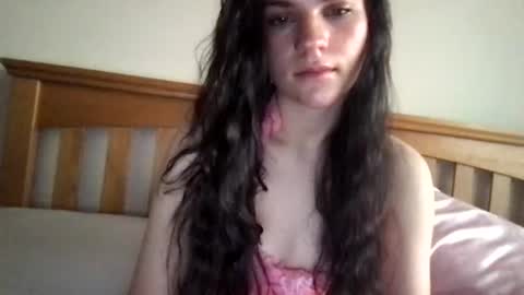 Snapshot of redpandabomb chatting on January 23, 2:28 pm Penelope online show from January 23, 2:28 pm