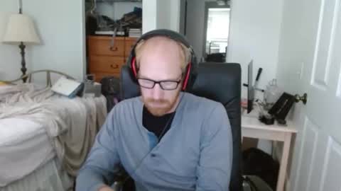 Snapshot of redrob57 chatting on February 16, 10:17 pm redrob57 online show from February 16, 10:17 pm