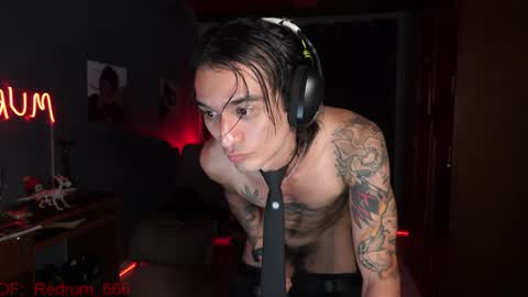 Red online show from April 8, 5:40 am