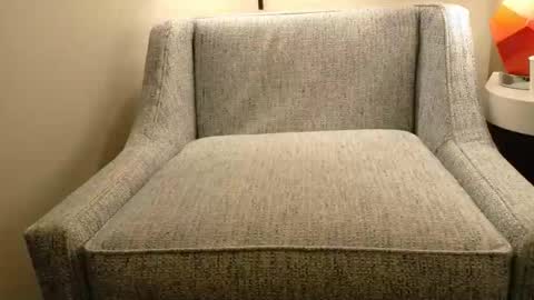 Snapshot of reds_riding_the_wolf chatting on October 25, 6:21 am Reds Riding the Wolf online show from October 25, 6:21 am