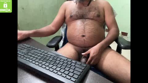 Snapshot of redxxxdevil80 chatting on December 9, 6:35 pm RedDevil online show from December 9, 6:35 pm
