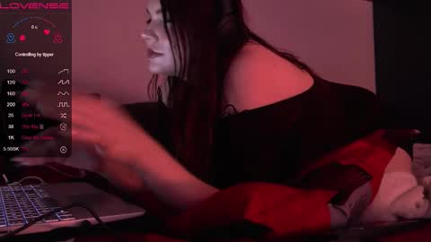 Red online show from January 10, 1:18 am