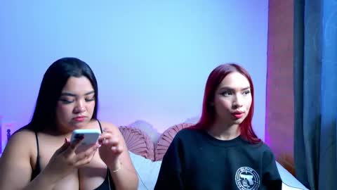 Snapshot of redyens_ chatting on January 18, 7:39 pm Anny online show from January 18, 7:39 pm