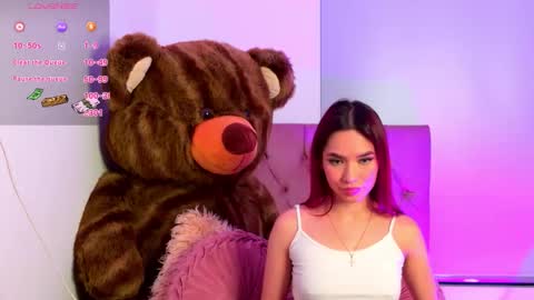 Snapshot of redyens_ chatting on April 5, 1:47 am Anny online show from April 5, 1:47 am