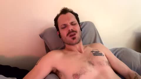 Reed Thomas online show from December 31, 6:37 am