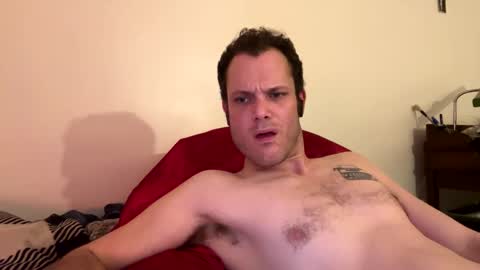 Snapshot of reed_thomas chatting on February 24, 7:17 am Reed Thomas online show from February 24, 7:17 am