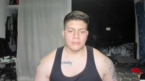 Snapshot of regan_jhonson chatting on January 7, 7:10 am regan_jhonson online show from January 7, 7:10 am