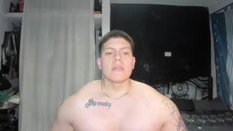 Snapshot of regan_jhonson chatting on February 24, 5:00 am regan_jhonson online show from February 24, 5:00 am