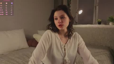 Snapshot of regenasuri chatting on March 2, 1:40 pm Grace online show from March 2, 1:40 pm