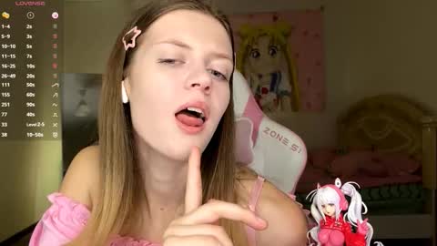 Lucy online show from October 23, 3:11 pm