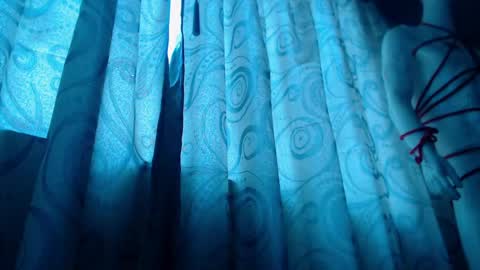 Snapshot of regina_iris chatting on April 24, 12:18 pm Regina online show from April 24, 12:18 pm