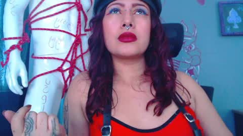 Snapshot of regina_iris chatting on May 13, 1:30 pm Regina online show from May 13, 1:30 pm