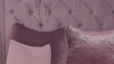 Regina  online show from December 16, 10:15 pm