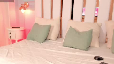 Regina  online show from April 14, 5:13 am