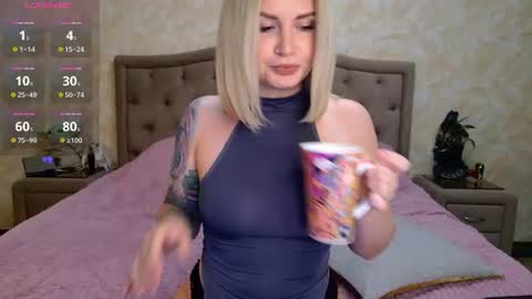 Snapshot of regina_zbarskaya chatting on June 17, 8:43 pm Regina online show from June 17, 8:43 pm