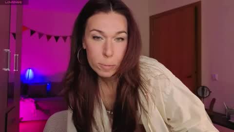 ReginaHawkinss online show from April 23, 9:52 am