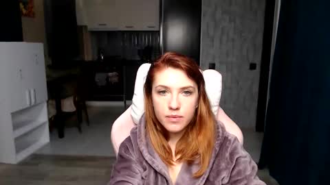 Regina online show from October 6, 1:03 am