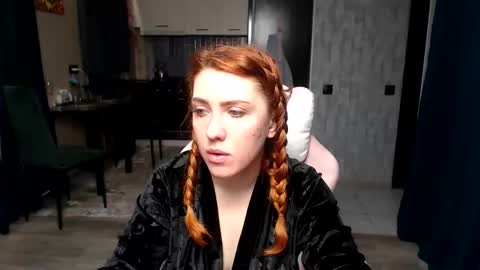 Regina online show from April 6, 2:42 am