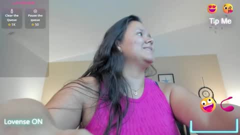 reina_loren online show from September 11, 9:37 pm