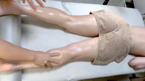 Reina QT online show from November 4, 4:17 pm