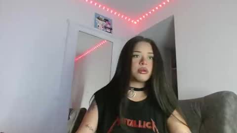 reina_reina online show from October 17, 11:29 pm