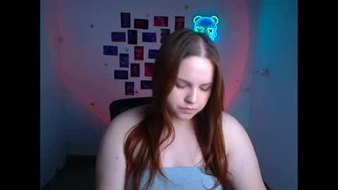 Reina online show from April 15, 12:23 pm