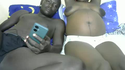 rella254 online show from April 3, 7:17 am