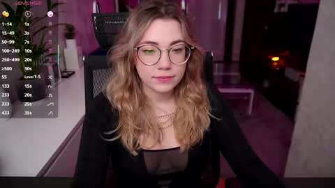 RemyWild online show from October 18, 1:45 pm