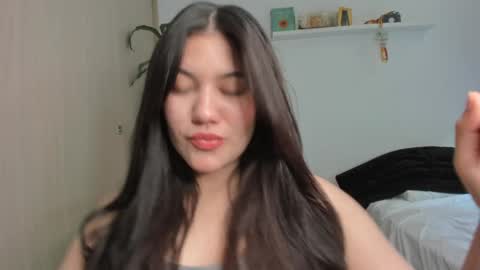 renata__20 online show from May 24, 4:01 pm