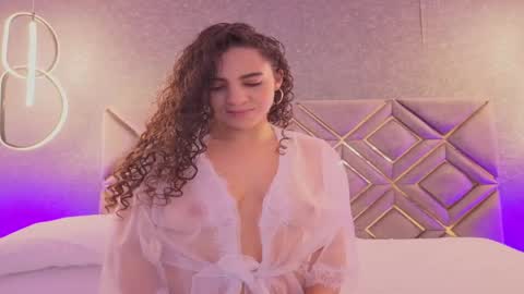 Renata 3 online show from May 31, 11:50 am