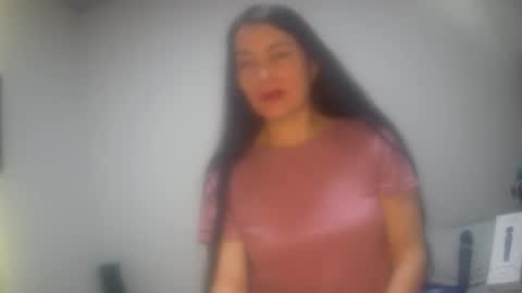 renata_hot1 online show from February 2, 7:01 pm